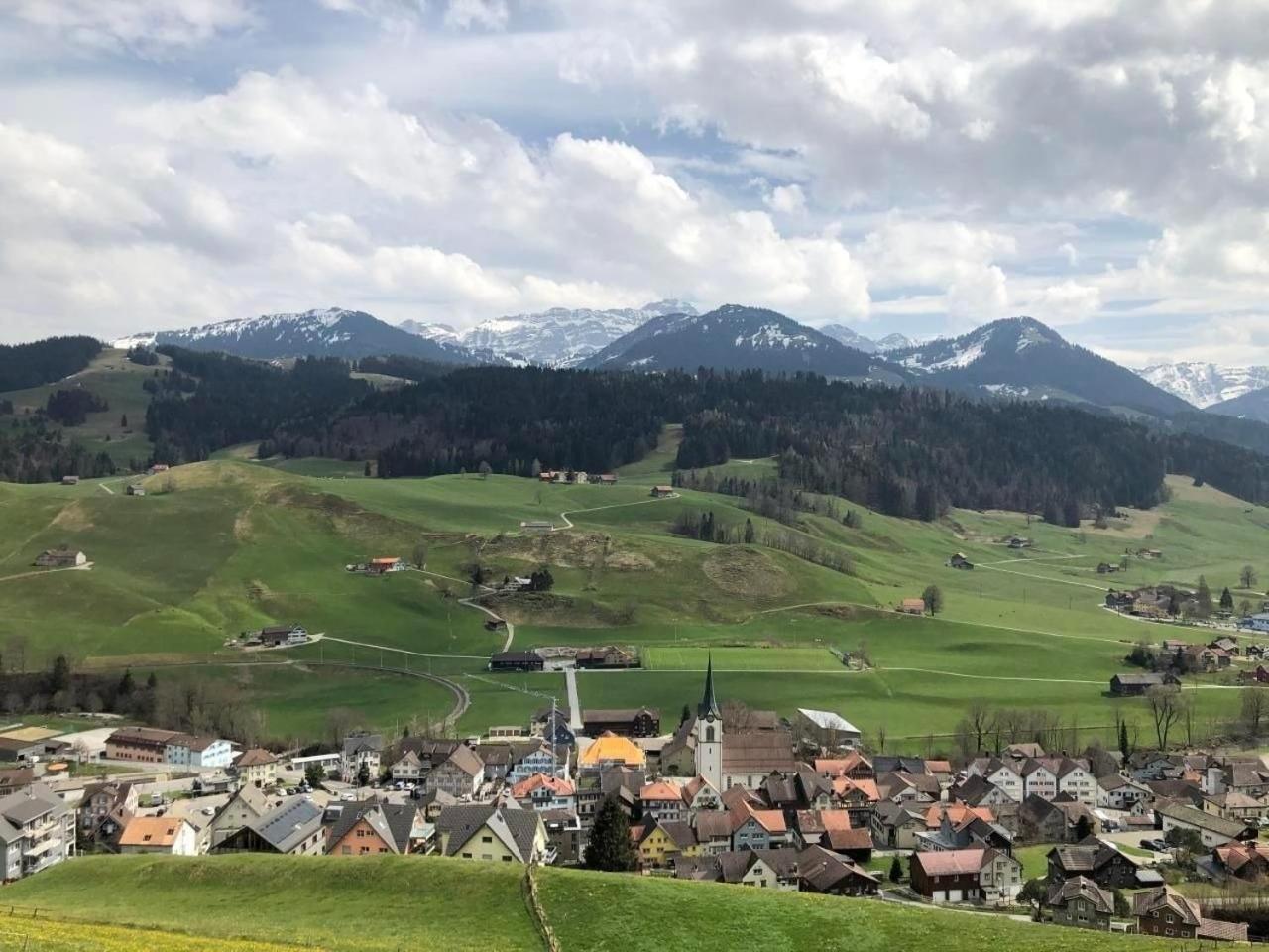 Ferienwohnung Im Dorf Urnaesch Bagian luar foto